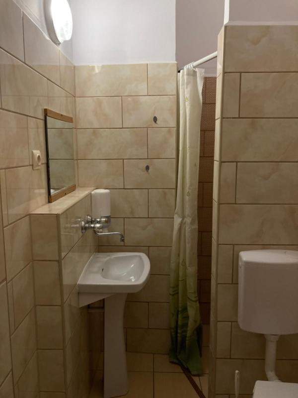 Quadruple Room image 2