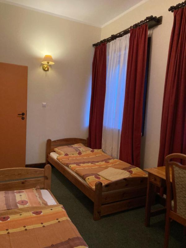 Quadruple Room image 4