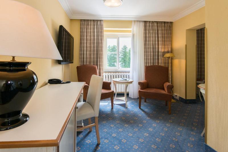 Comfort Double Room with Lake View image 4