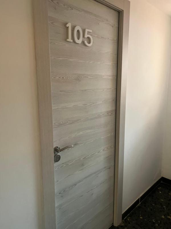 Single Room image 4