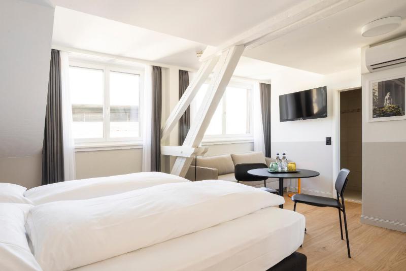 Junior Suite Plus image 1