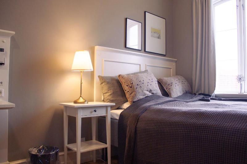 Small Double Room image 3