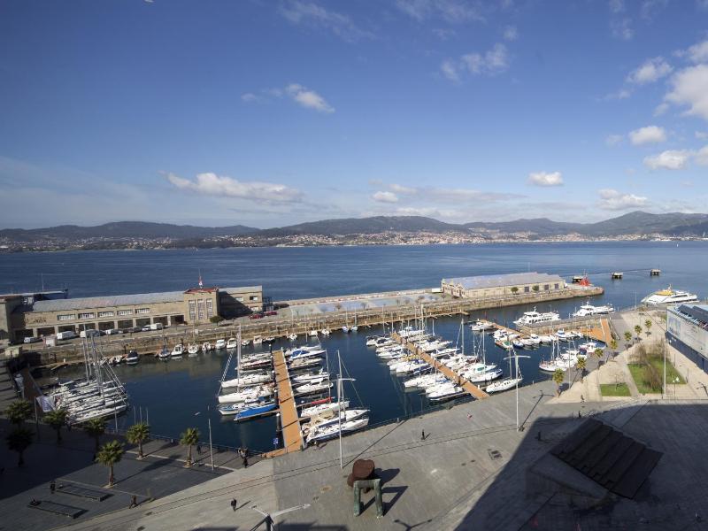 Double or Twin Room with Sea View image 3