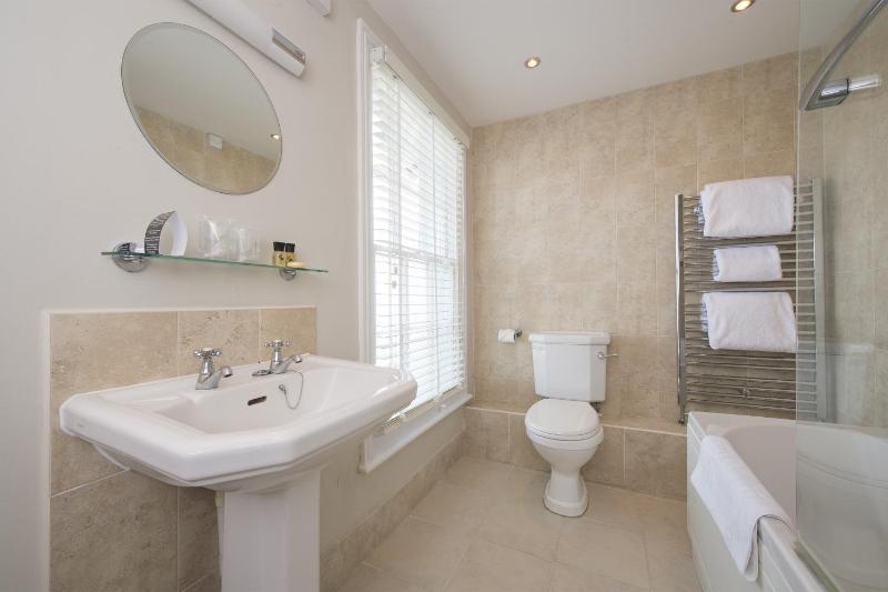 Superior Double Room image 2