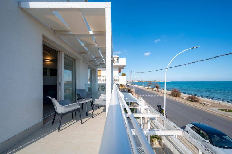 Luci Apartment Sea Beach - image 32