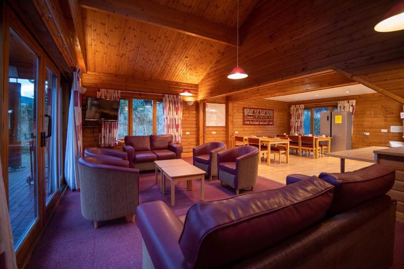 Spacious Forest Lodge 1 - Pet-Friendly image 3