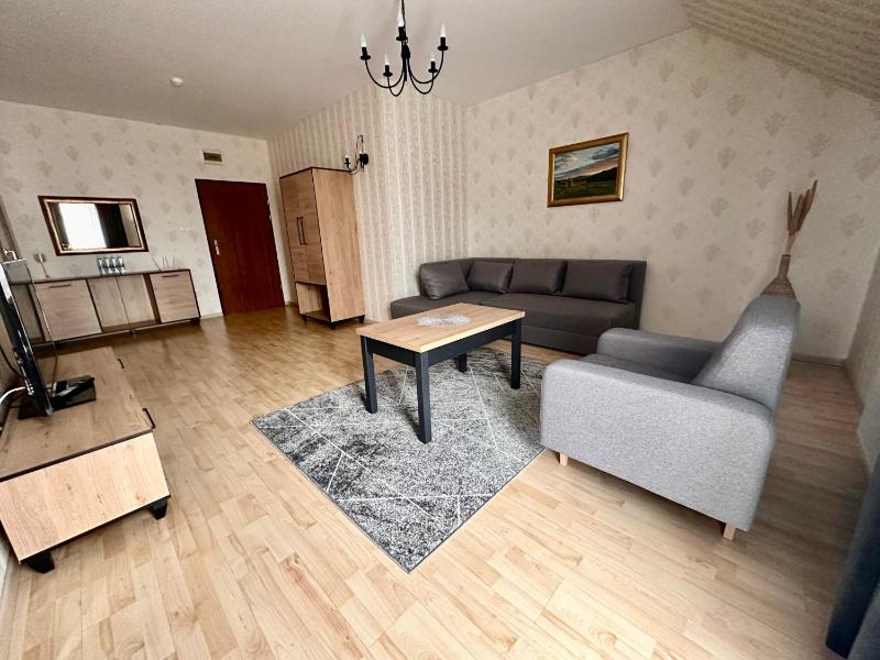 One-Bedroom Suite image 3