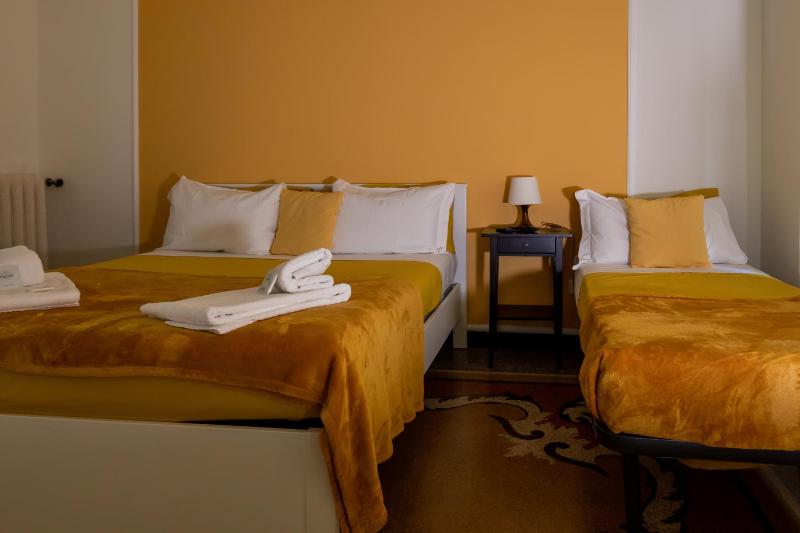 Double Room with Private Bathroom image 4