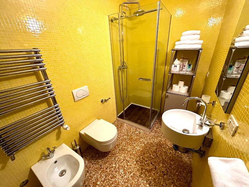 Santa Sofia One-Bedroom Apartment - Cannaregio 4284/b image 4