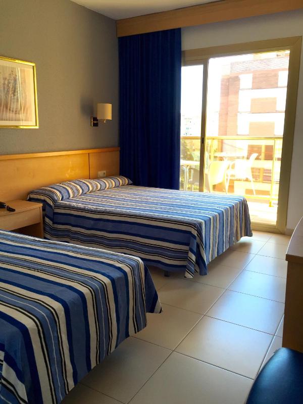 Double Room image 3