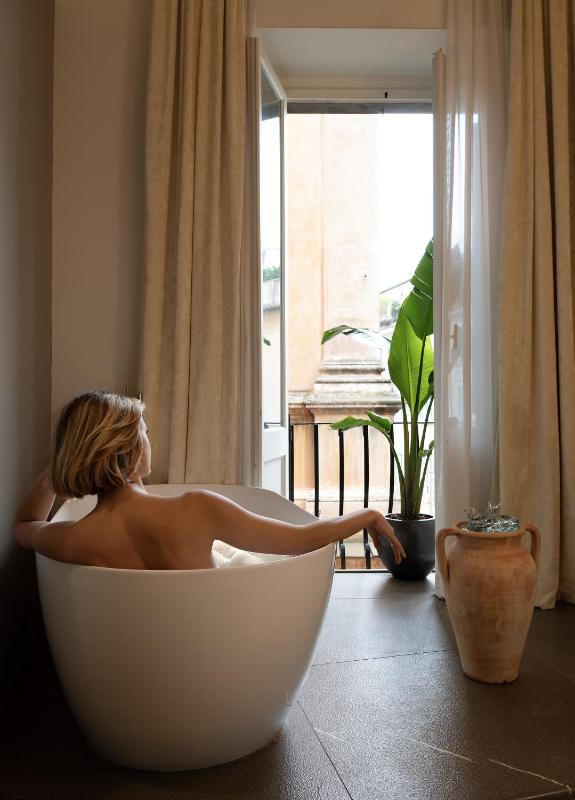 Suite with Sauna image 3