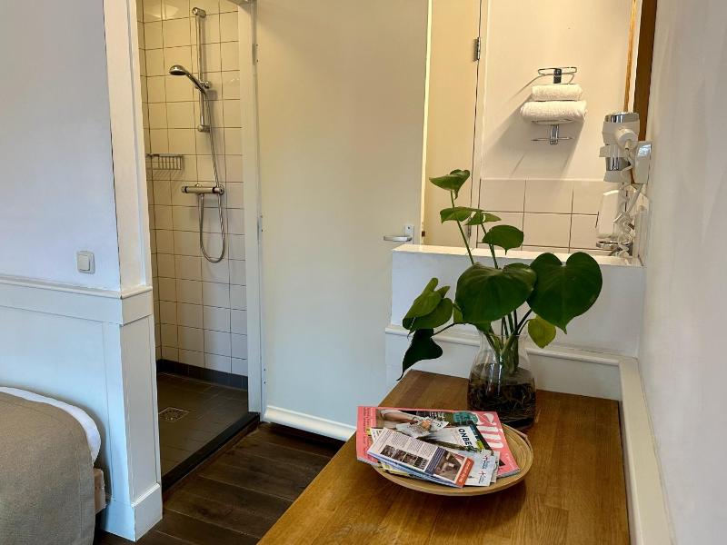 Budget Single Room image 2