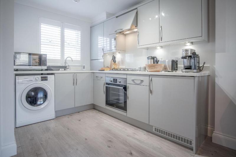 Ty Melyn - 2 Bedroom Cottage - Tenby - image 32
