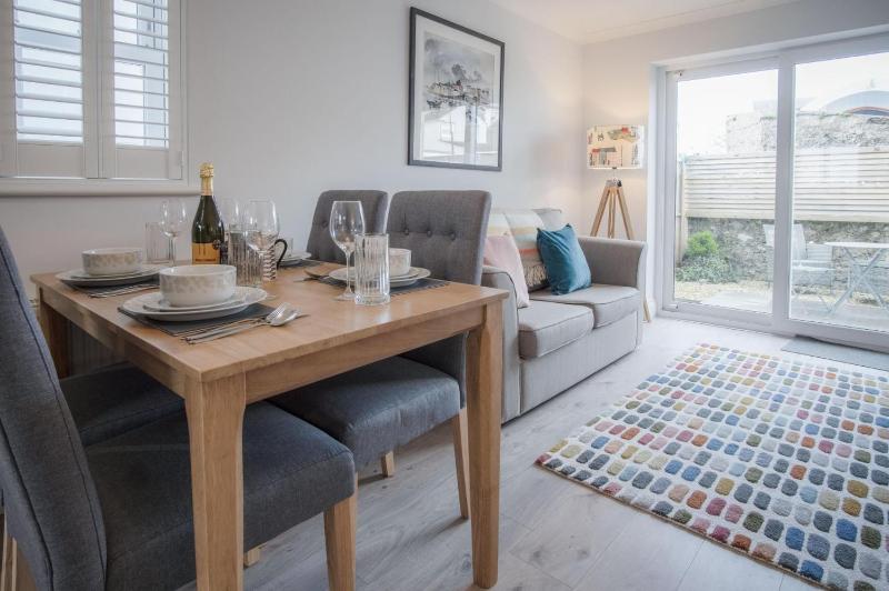 Ty Melyn - 2 Bedroom Cottage - Tenby - image 47