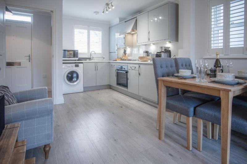 Ty Melyn - 2 Bedroom Cottage - Tenby - image 27