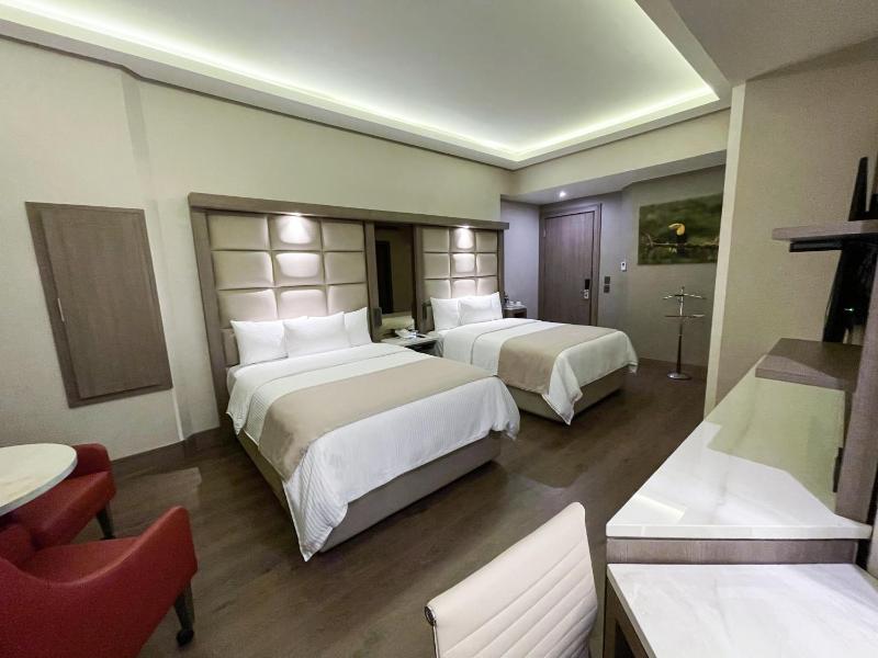 Safi Royal Luxury Metropolitan - image 17