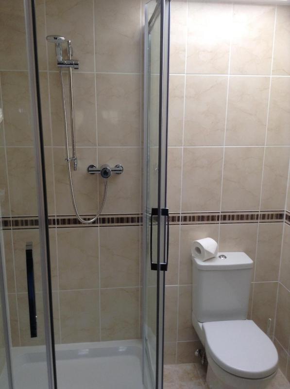 Family Room (2 Adults + 2 Children) image 3