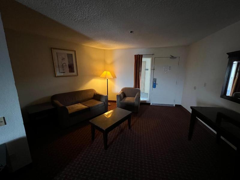 One-Room King - Non Smoking image 3