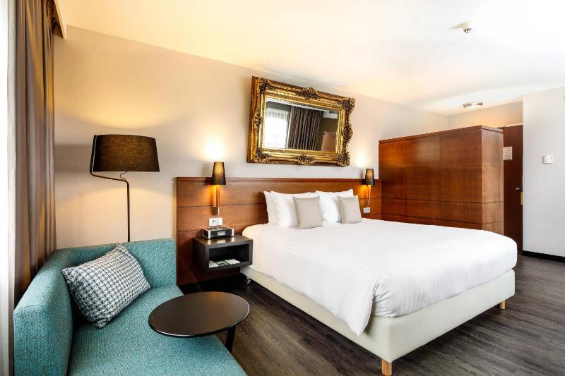 Executive Penthouse Suite image 3