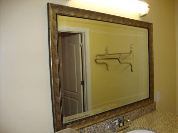 King Room image 3