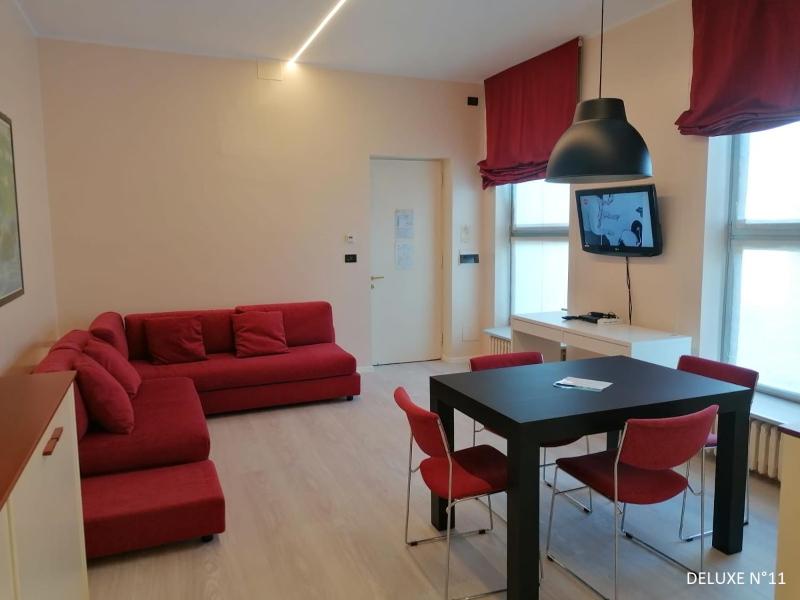 Deluxe One-Bedroom Apartment (4 Adults) image 4