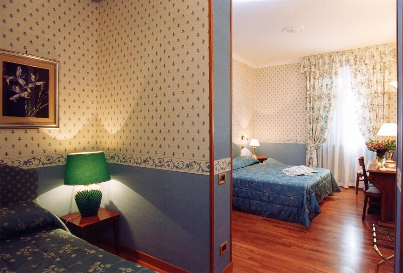 Triple Room image 3
