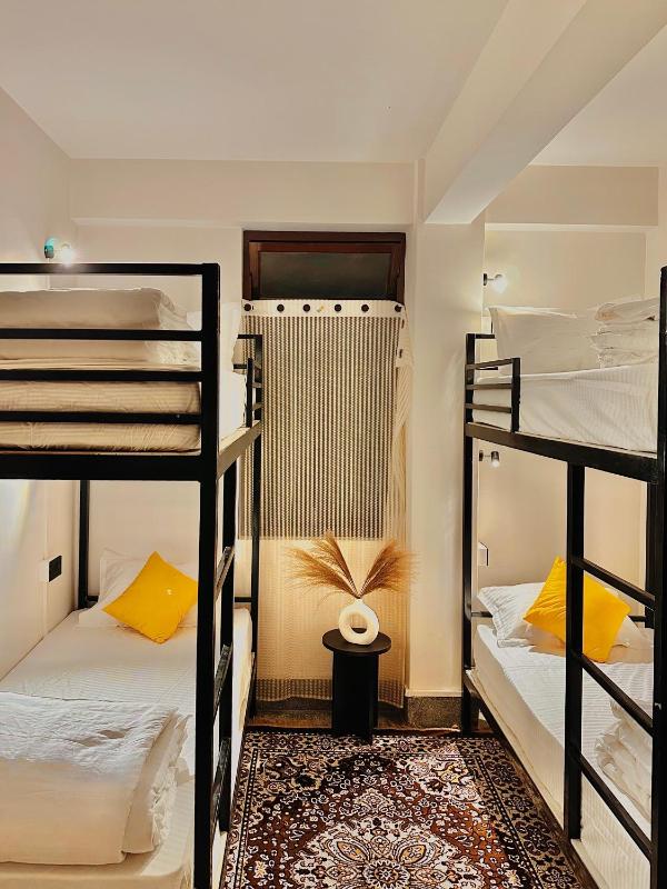 Tashila Hostel - image 32