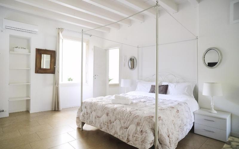 Superior Quadruple Room image 3