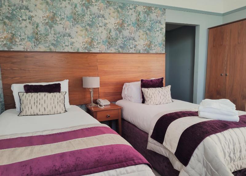 The Queens Hotel - image 23