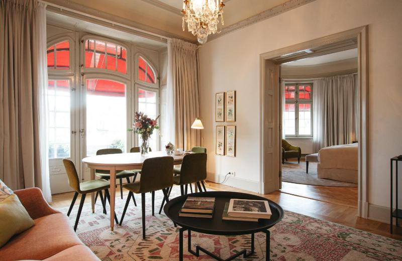 Executive Suite image 1