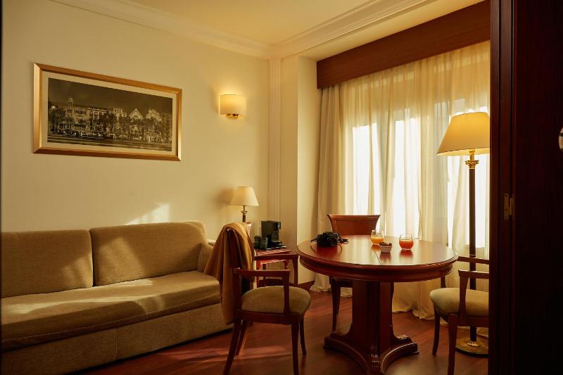 Junior Suite Double (1-2 Adults) image 3