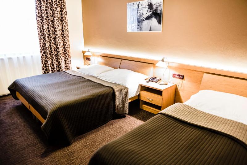 Triple Room image 2