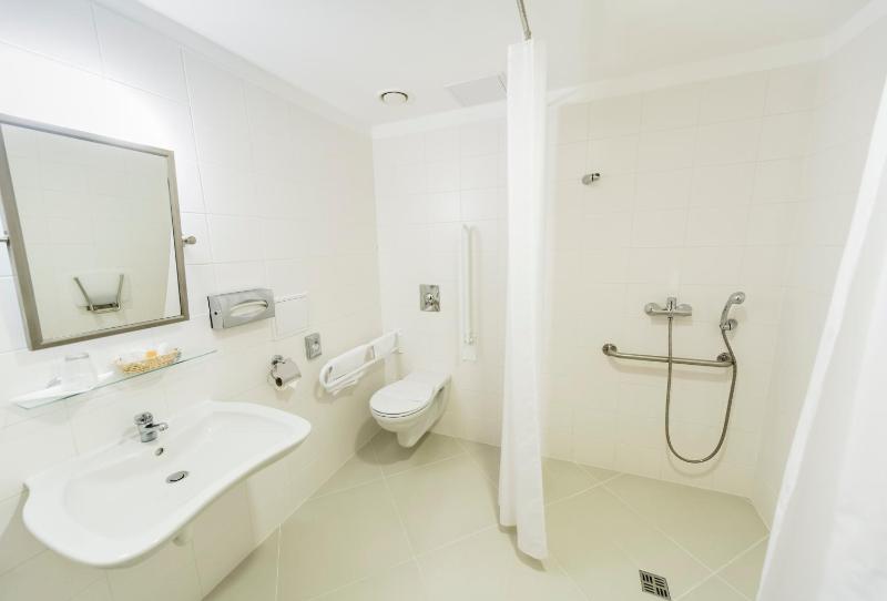 Single Room image 2