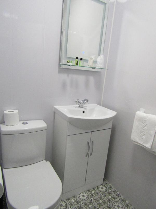 King Room image 3