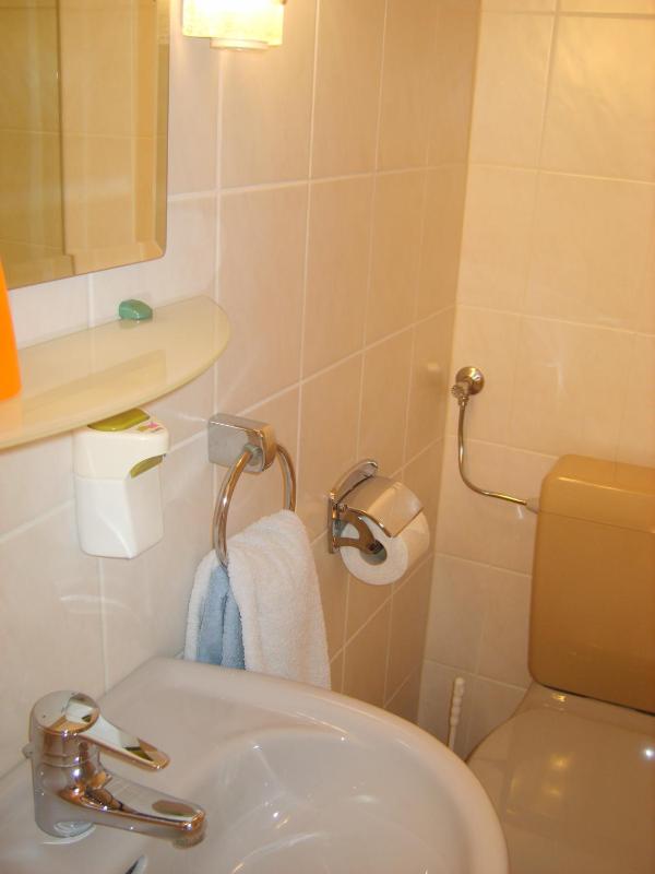 Double Room image 2