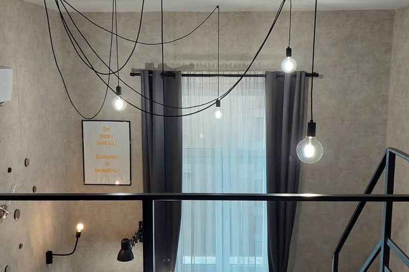 Luxury apartment in the city center with parking - image 9