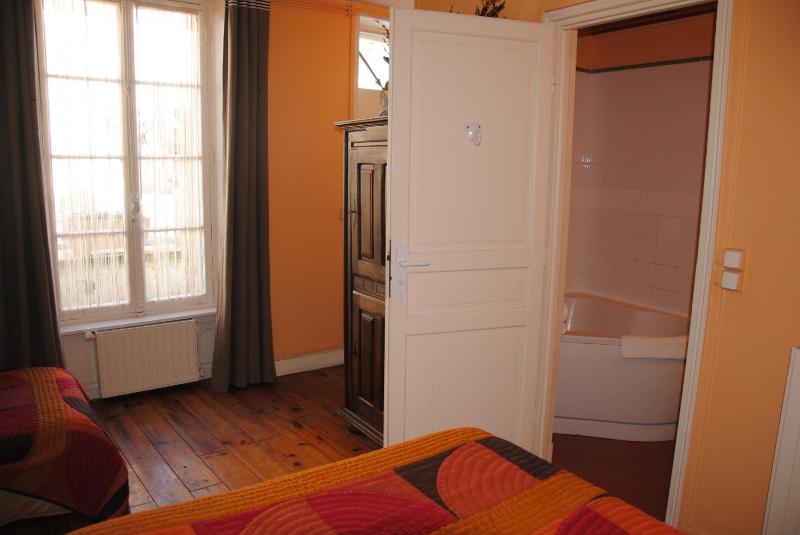 Double Room with Bath image 3