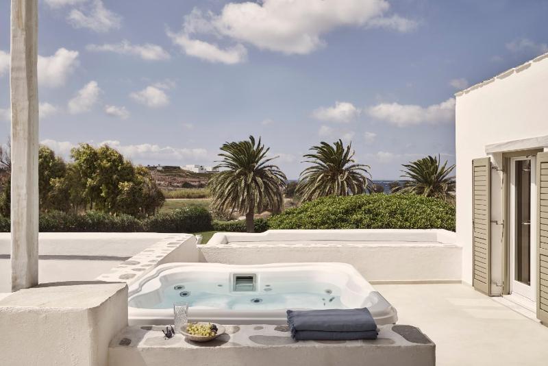 Yria Residence image 3