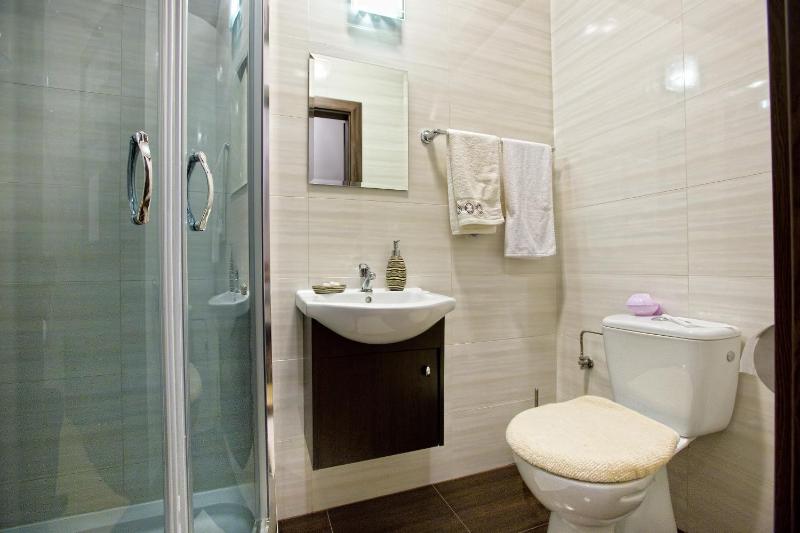 Double Room image 1