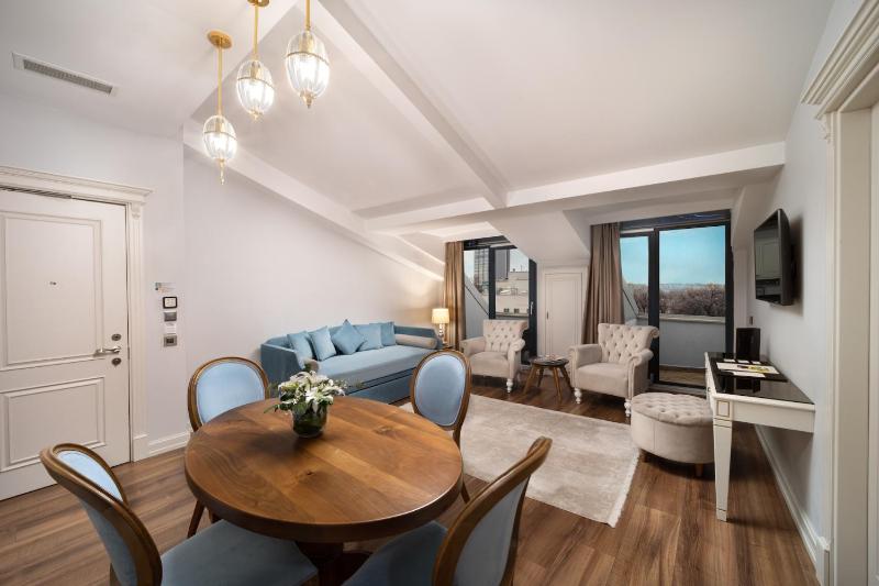 The Time Hotel Marina - image 5