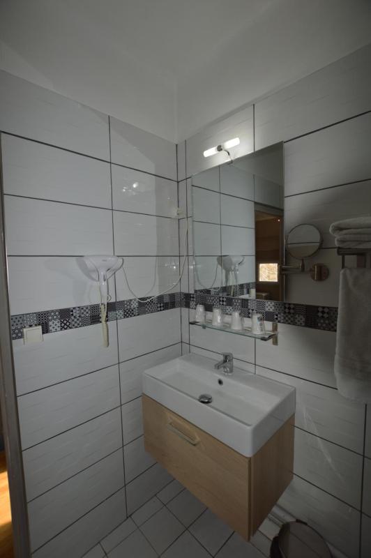 Quadruple Room image 3