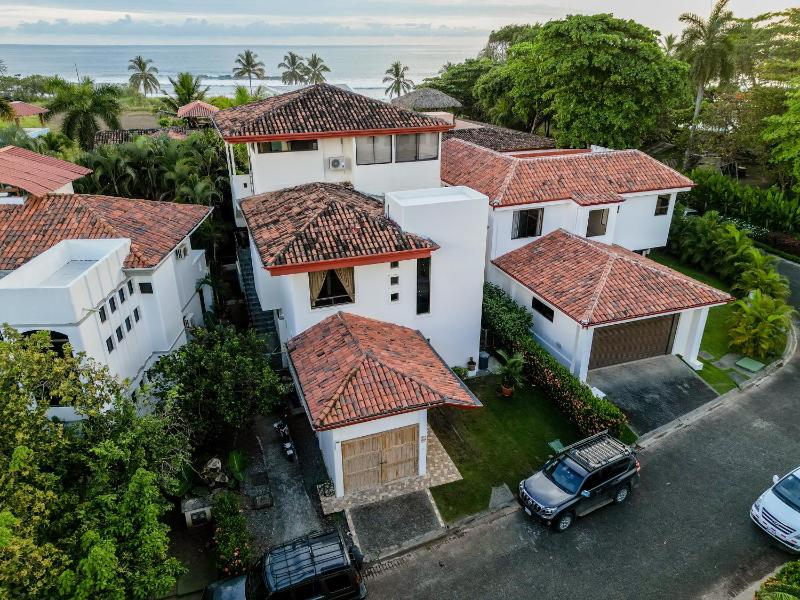 Casa Lapa Penthouse Oceanside Villa - image 11