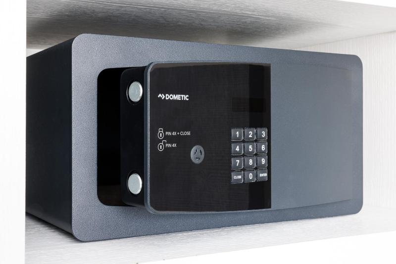 Small Triple Room Ground Floor image 4