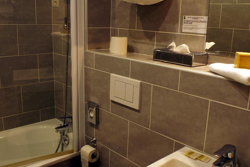 Triple Room image 2