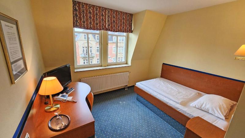 Single Room image 1