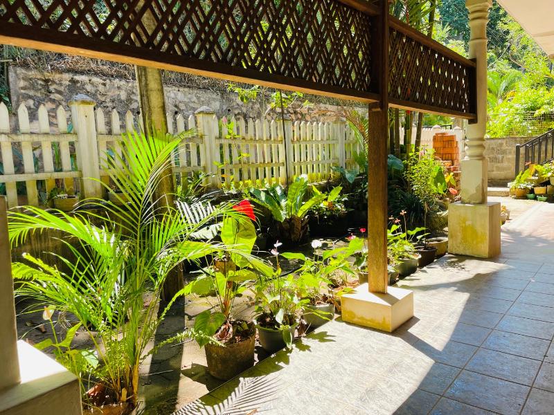 Unique Villa - image 13