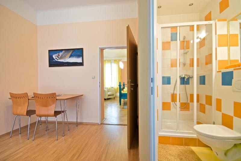 Apartment image 2