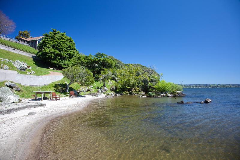 On The Point - Lake Rotorua - image 21