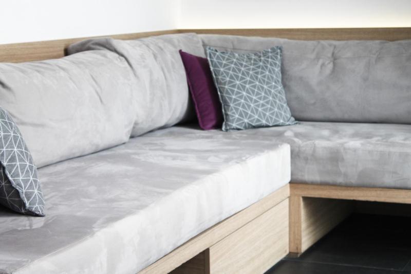 Deluxe Suite with Acropolis View and Veranda image 3