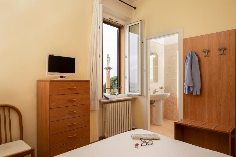 Hotel Sacro Cuore - image 6